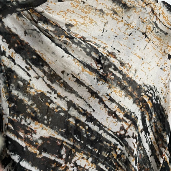 Sheer marbled Zara top - Picture 2 of 3
